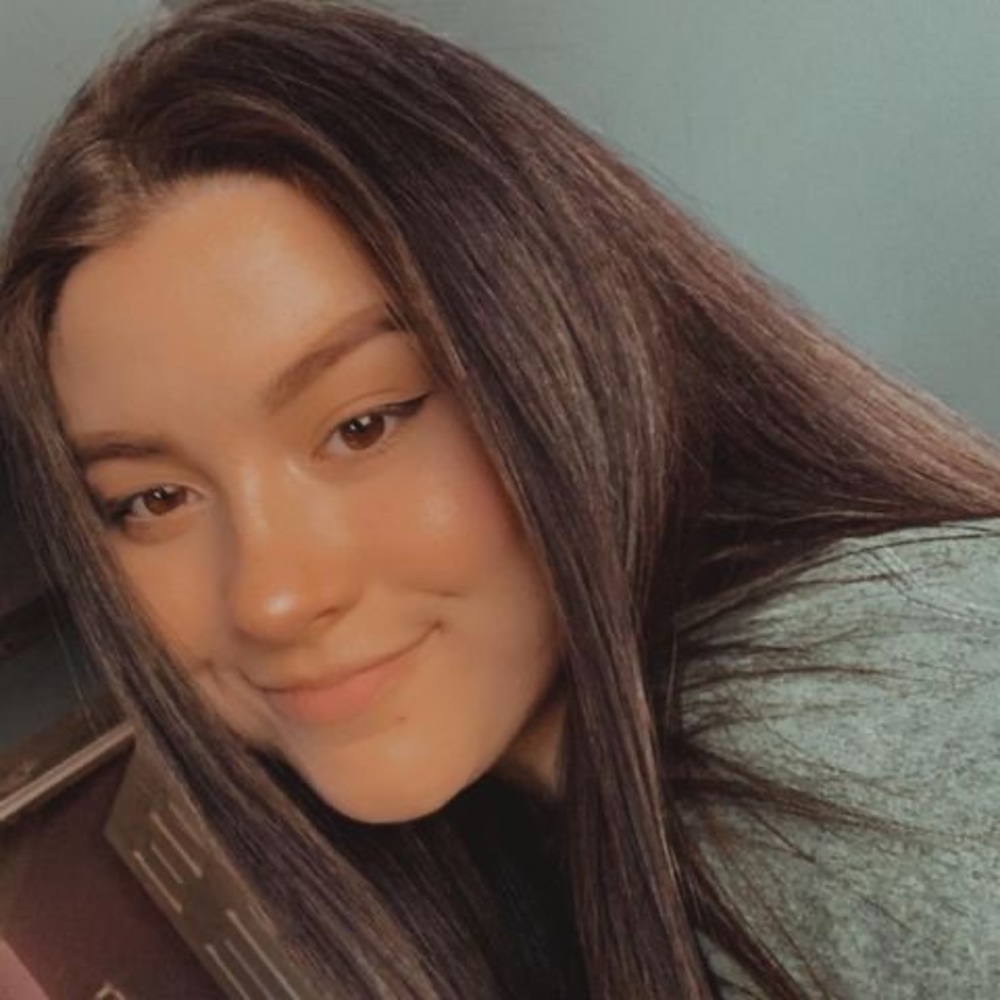 Meet your Posher, Kelsie